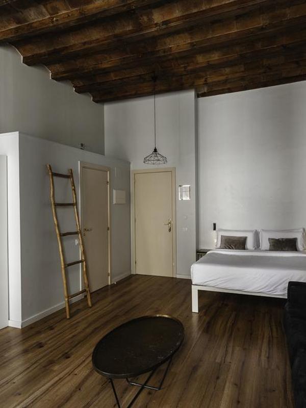 En Ferran by The Streets Apartments