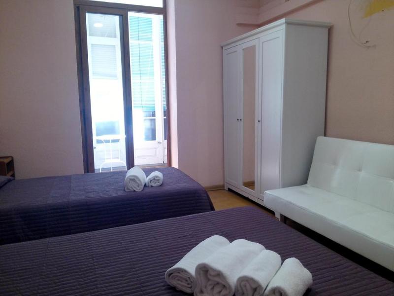 Hostal Balmes Centro