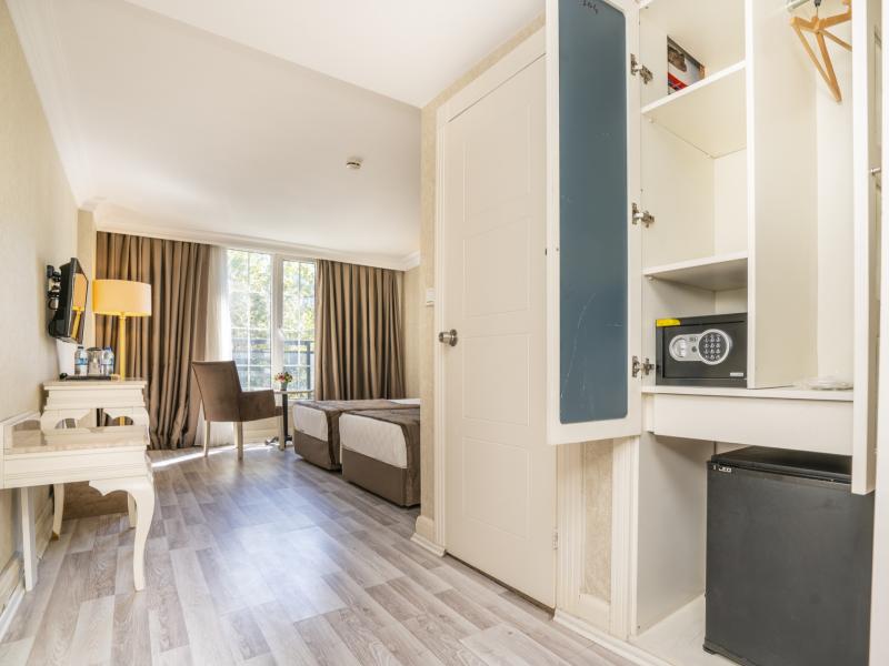 Kensington Hotel