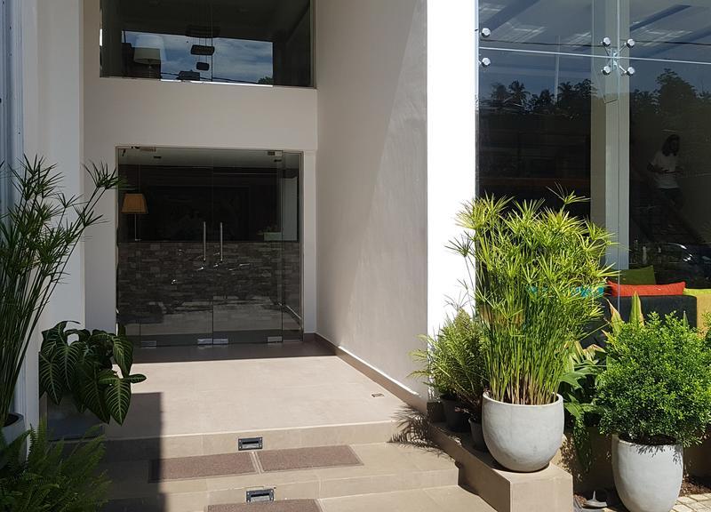 Pinnacle boutique villas