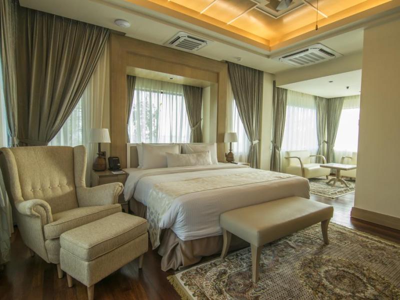 Royale Chulan Cherating Villa