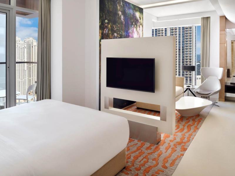 Crowne Plaza Dubai Marina