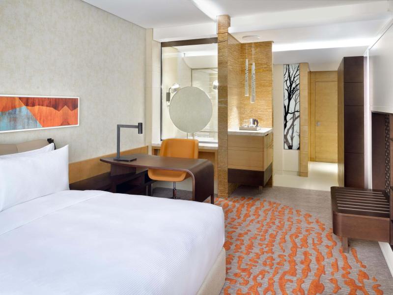 Crowne Plaza Dubai Marina