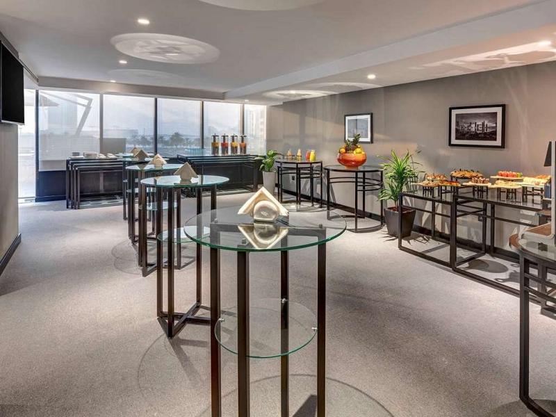 Novotel Sharjah Expo Centre