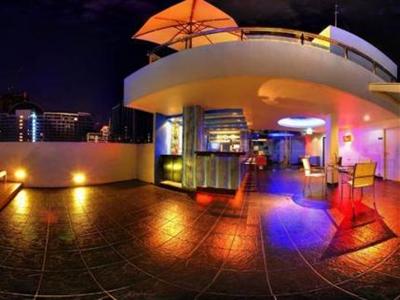 Night Hotel Bangkok - Sukhumvit 15