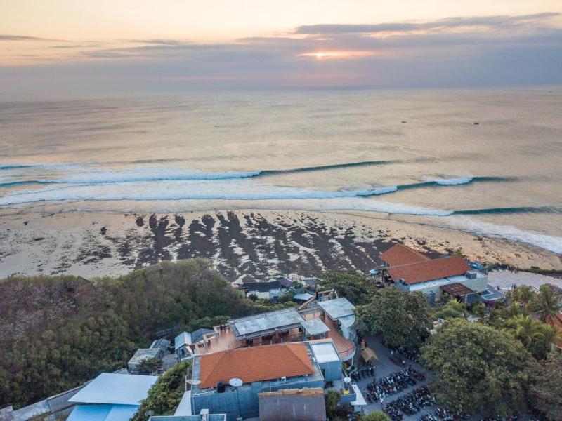 La Bomie Uluwatu by Bukit Vista