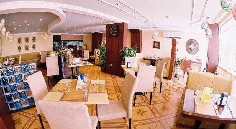 Diamond Hotel
