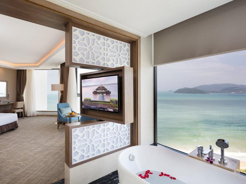 Comodo Nha Trang Hotel