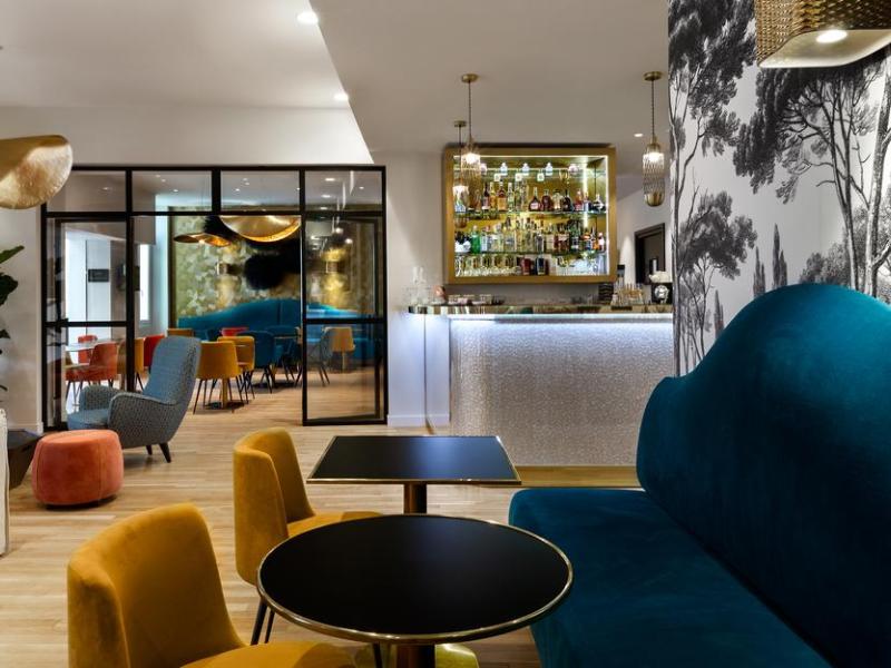 Hotel Verlaine