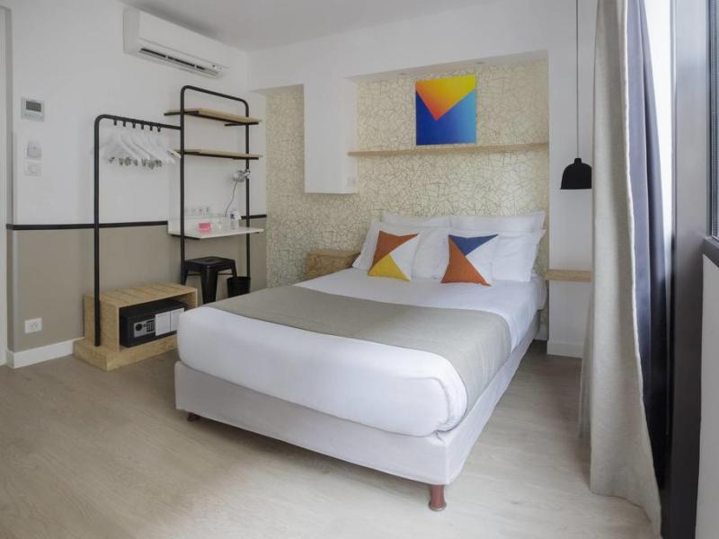 Hotel Izzy by HappyCulture