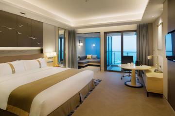 Отель Holiday Inn Haikou West Coast Китай, о Хайнань, фото 6