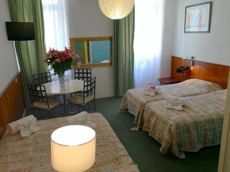 Azurene Royal Hotel