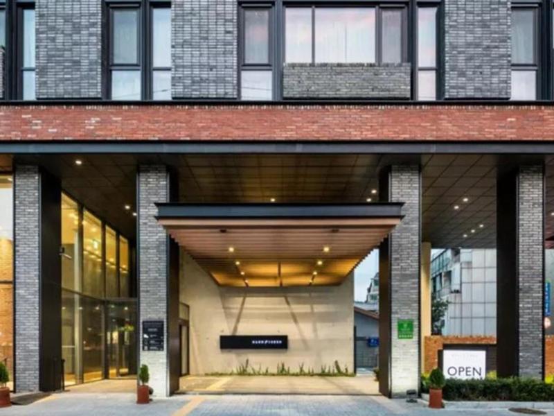 Handpicked Hotel & Collections