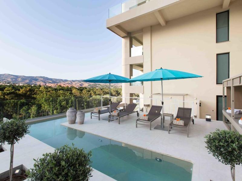 The Oasis by Don Carlos Resort