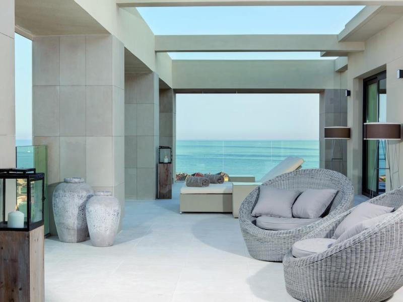 The Oasis by Don Carlos Resort