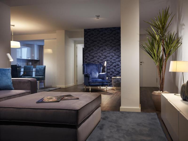 Livescape Soriano Suites