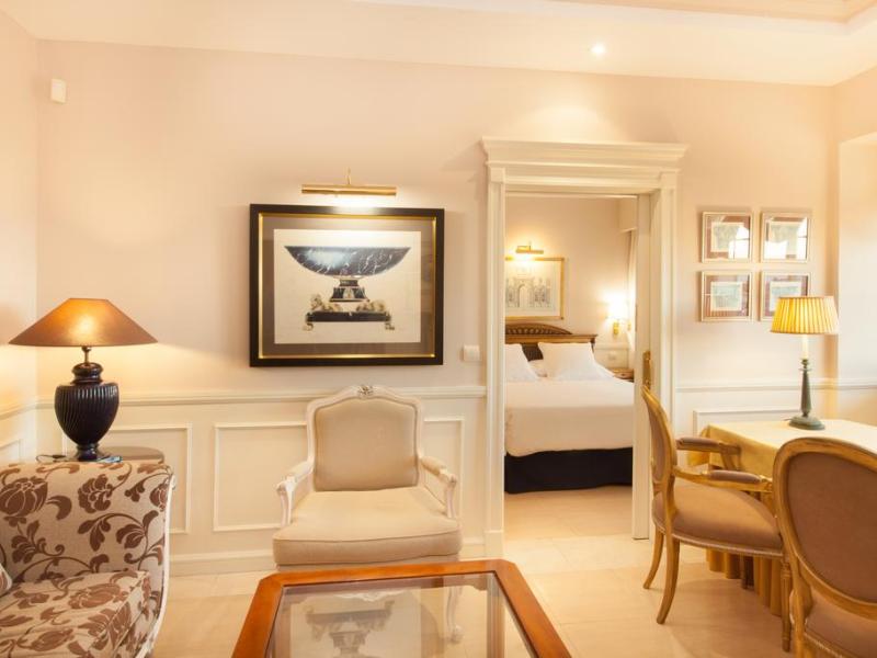 Guadalpin Suites