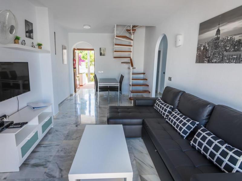 Las Rosas de Capistrano