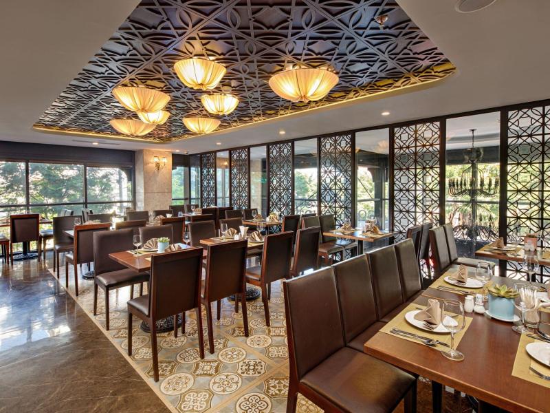 Cosmos Hotel Danang