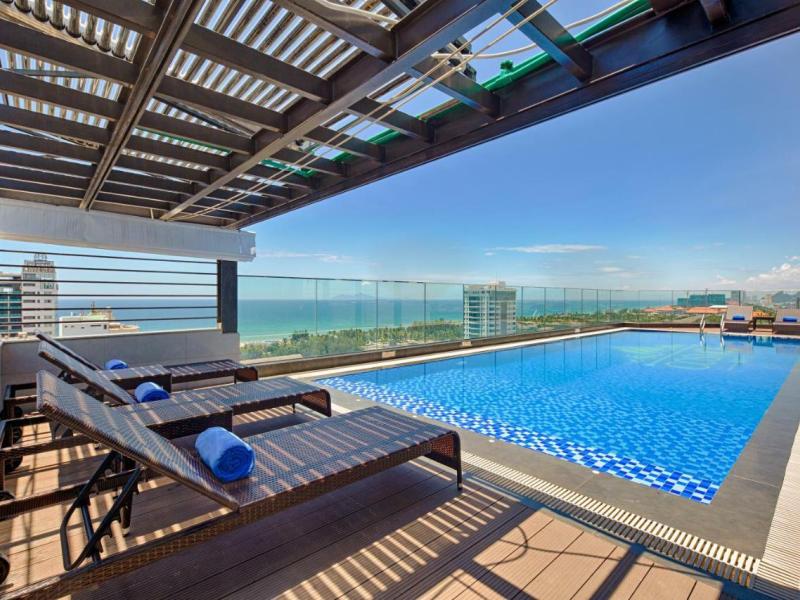 Cosmos Hotel Danang