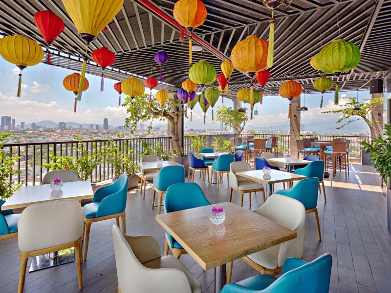 Seashore Hotel & Apartment