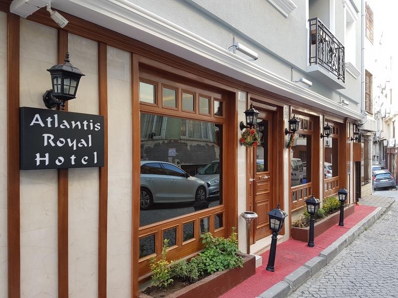 Atlantis Royal Hotel