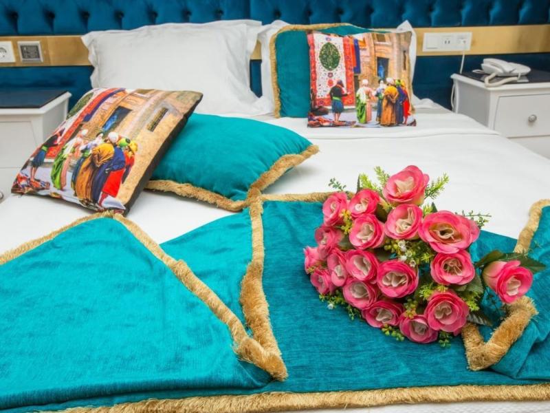 Atlantis Royal Hotel