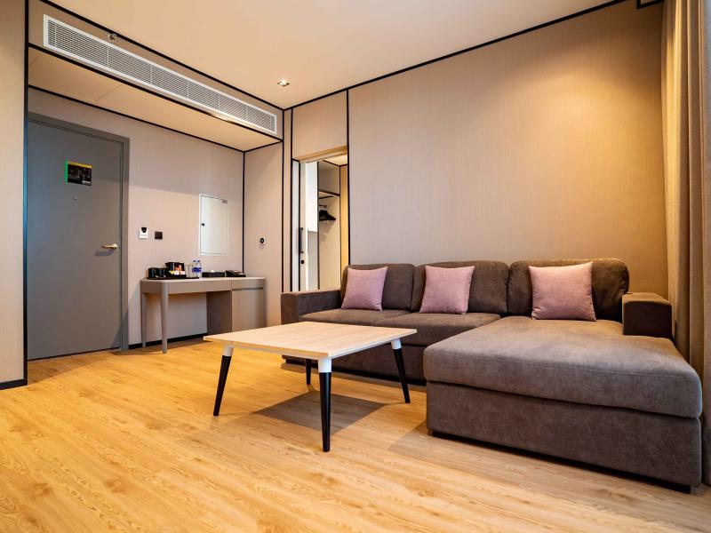 Lemon Tree Hotel Dubai