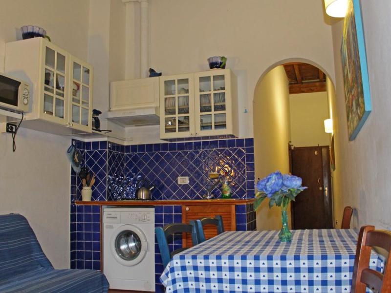 Max Apartments