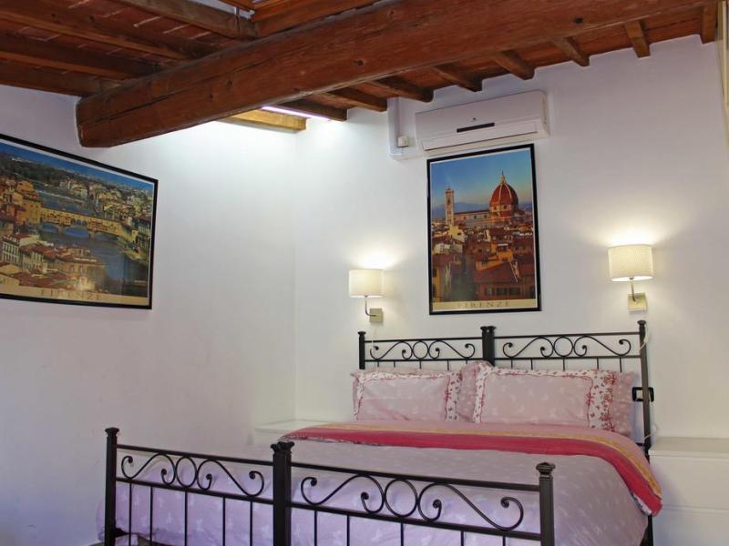 Max Apartments