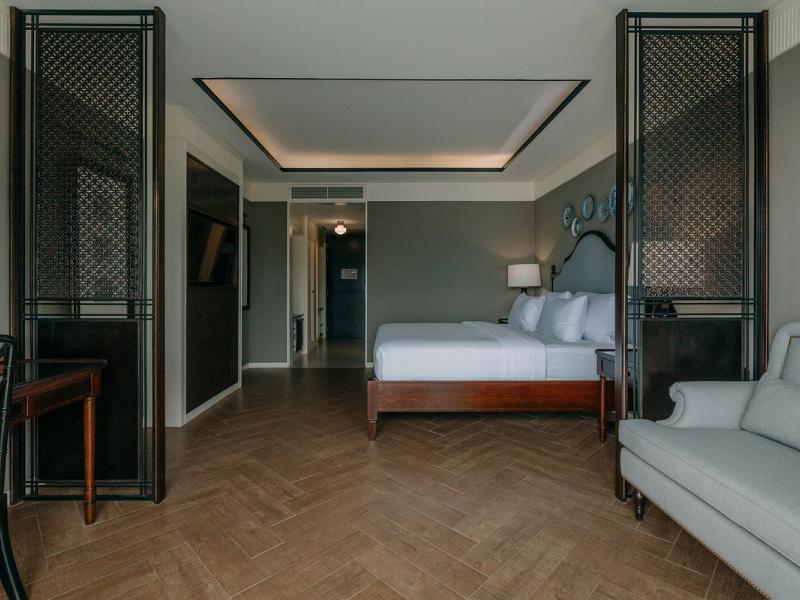 Marina Gallery Resort Kacha Kalim Bay