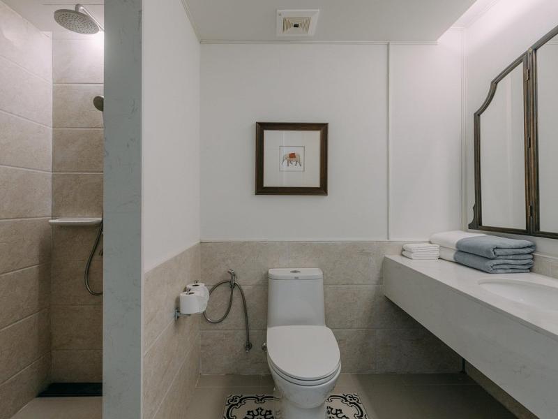 Marina Gallery Resort Kacha Kalim Bay