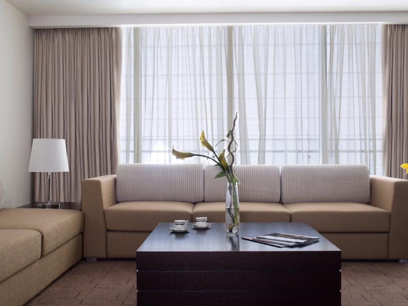 Dubai International Hotel (Hotel DXB)