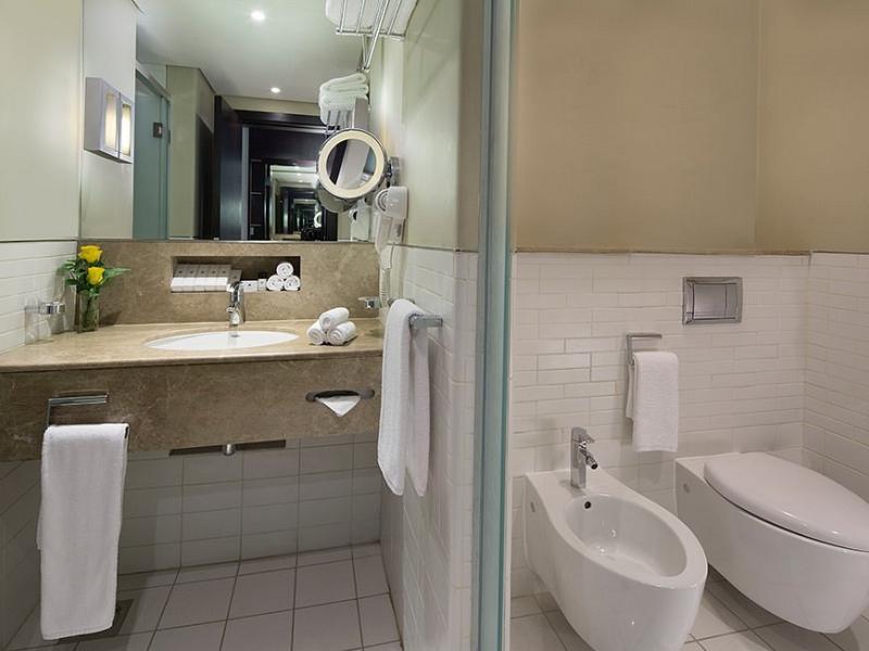 Dubai International Hotel (Hotel DXB)