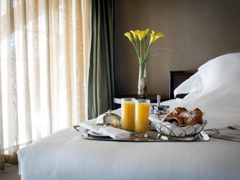 Dubai International Hotel (Hotel DXB)