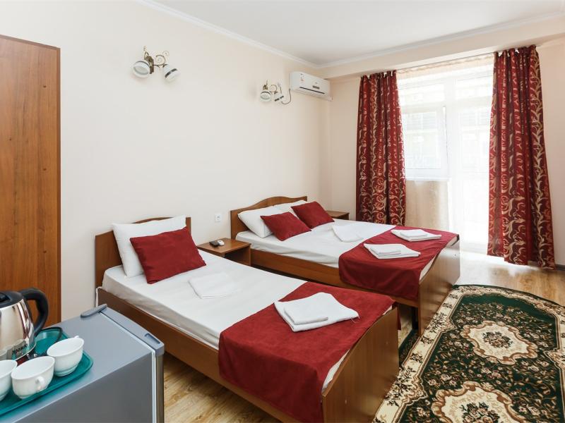 У Моря (Витязево)