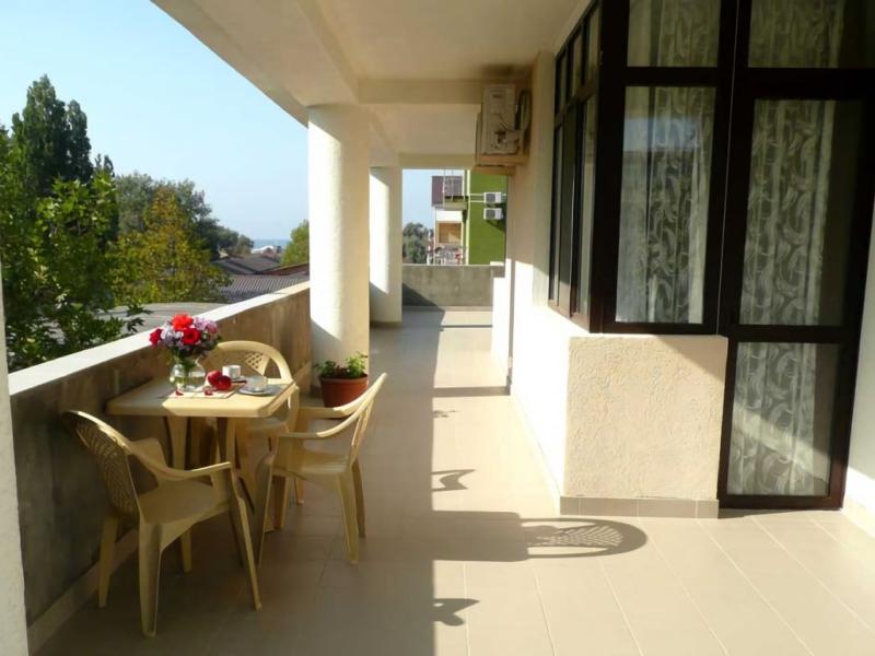 У Моря (Витязево)