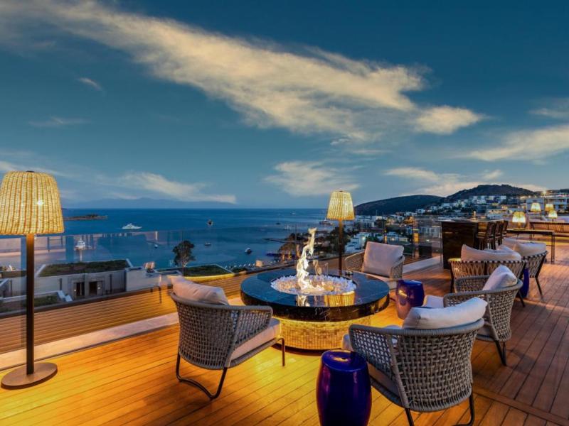 Kaya Palazzo Resort & Residences Le Chic