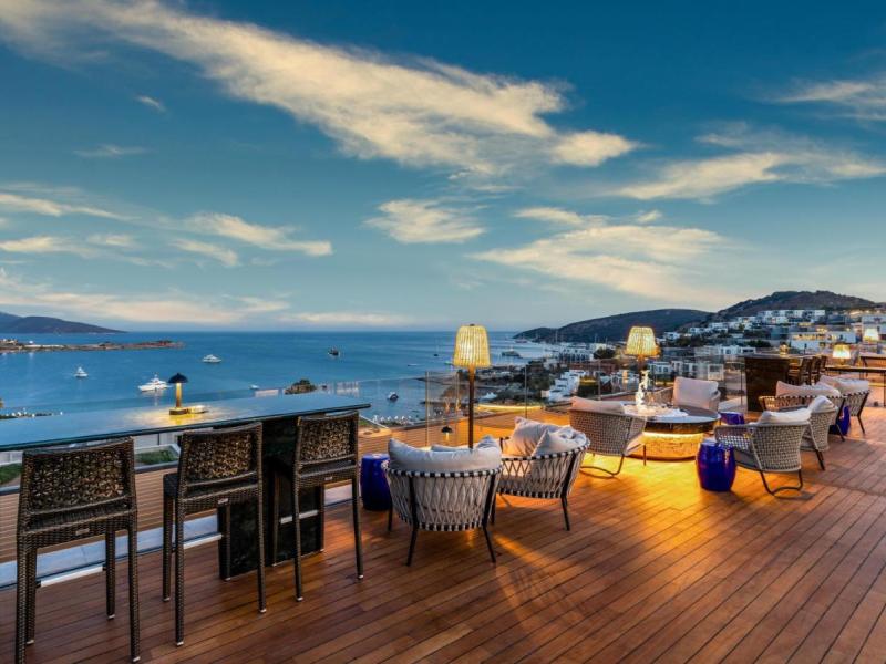 Kaya Palazzo Resort & Residences Le Chic