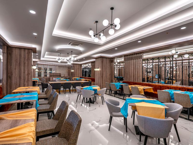 Arnor De Luxe Hotel & Spa