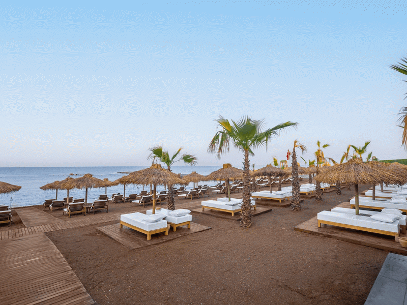 Rubi Platinum Sign Hotel