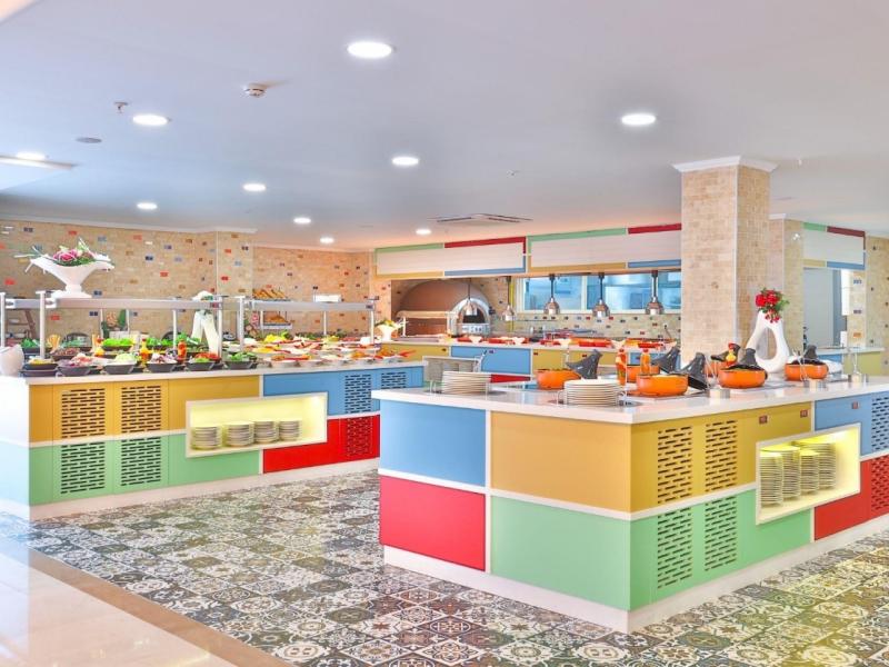 Crystal Club World of Colours