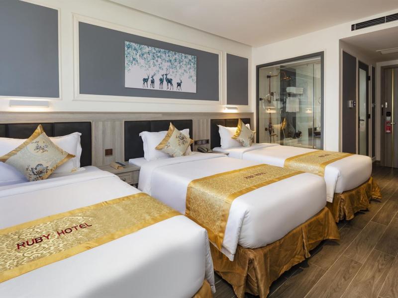 Ruby Hotel