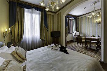 Отель Due Torri Hotel Италия, Верона, фото 26