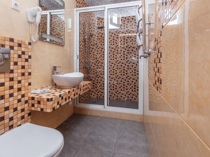 Гостиница Пальма (ул. Просвещения/Аллейная)