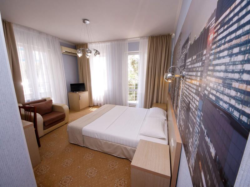 Гостиница Феерия