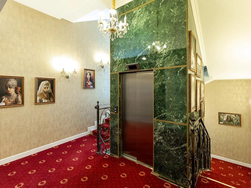 Grand Catherine Palace Hotel