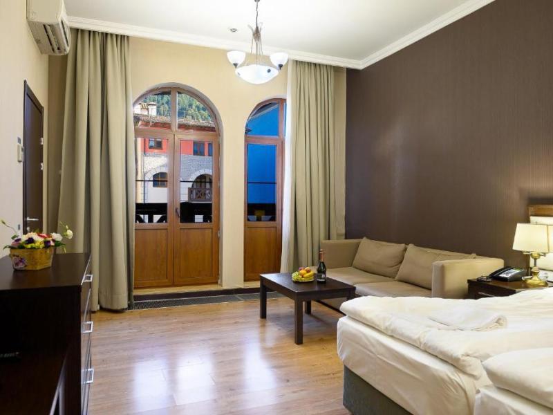 Комплекс апартаментов Красная Поляна (Премиум)