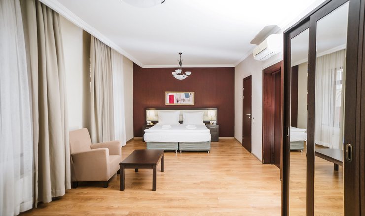 Комплекс апартаментов Красная Поляна (Премиум)