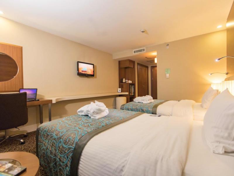 New Park Hotel